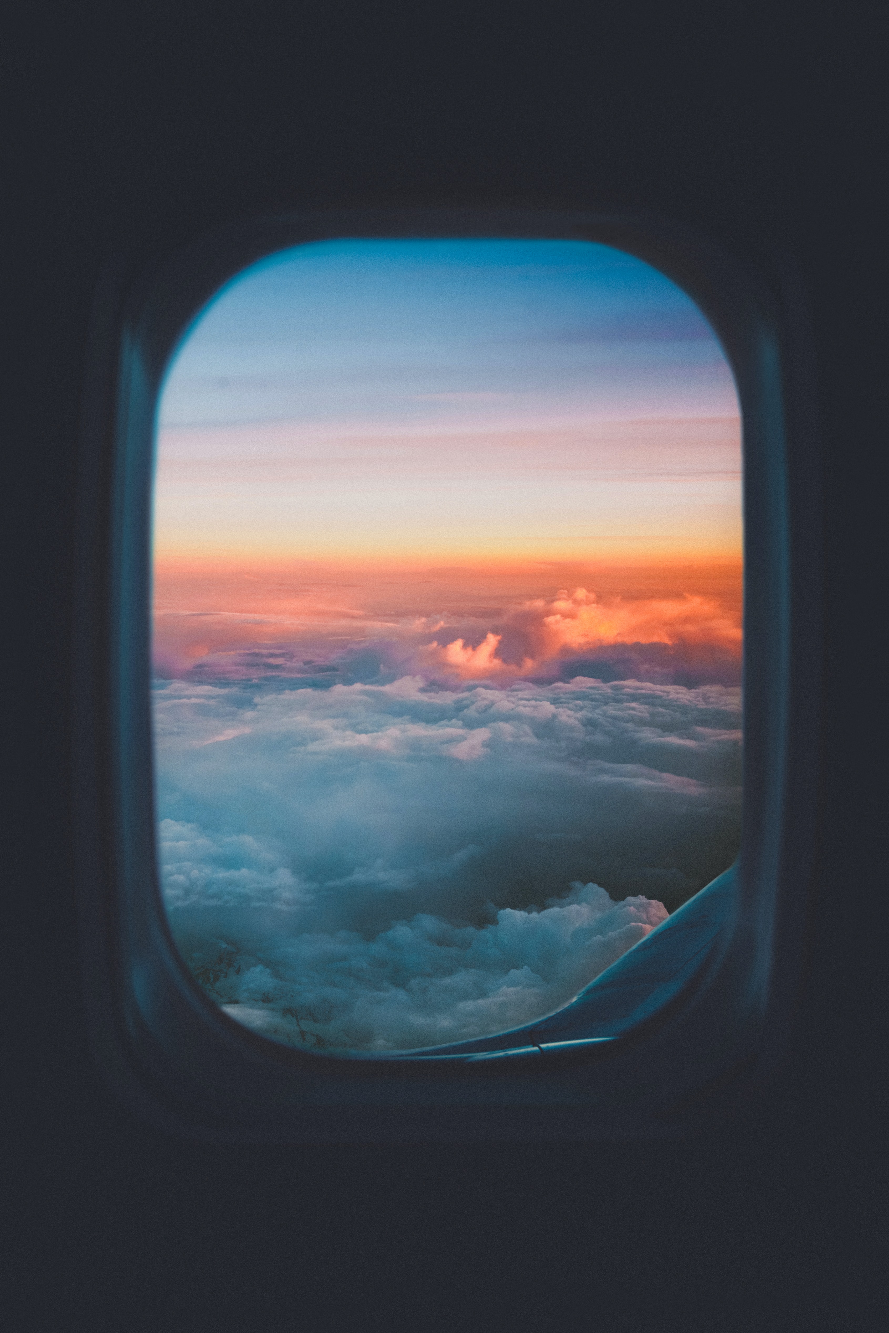 aereo finestrino tramonto.jpg